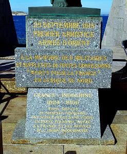 1 MARSEILLE CORNICHE MONUMENT AUX MORTS DE L ARMEE D ORIENT (50) par Georges Vieville